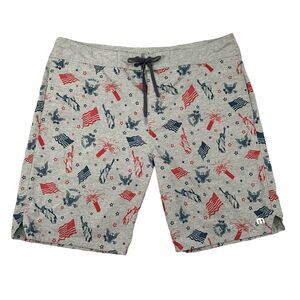Travis Mathew Board Short Mens 38 Gray July 4th American Flag Patriotic USA Flag
